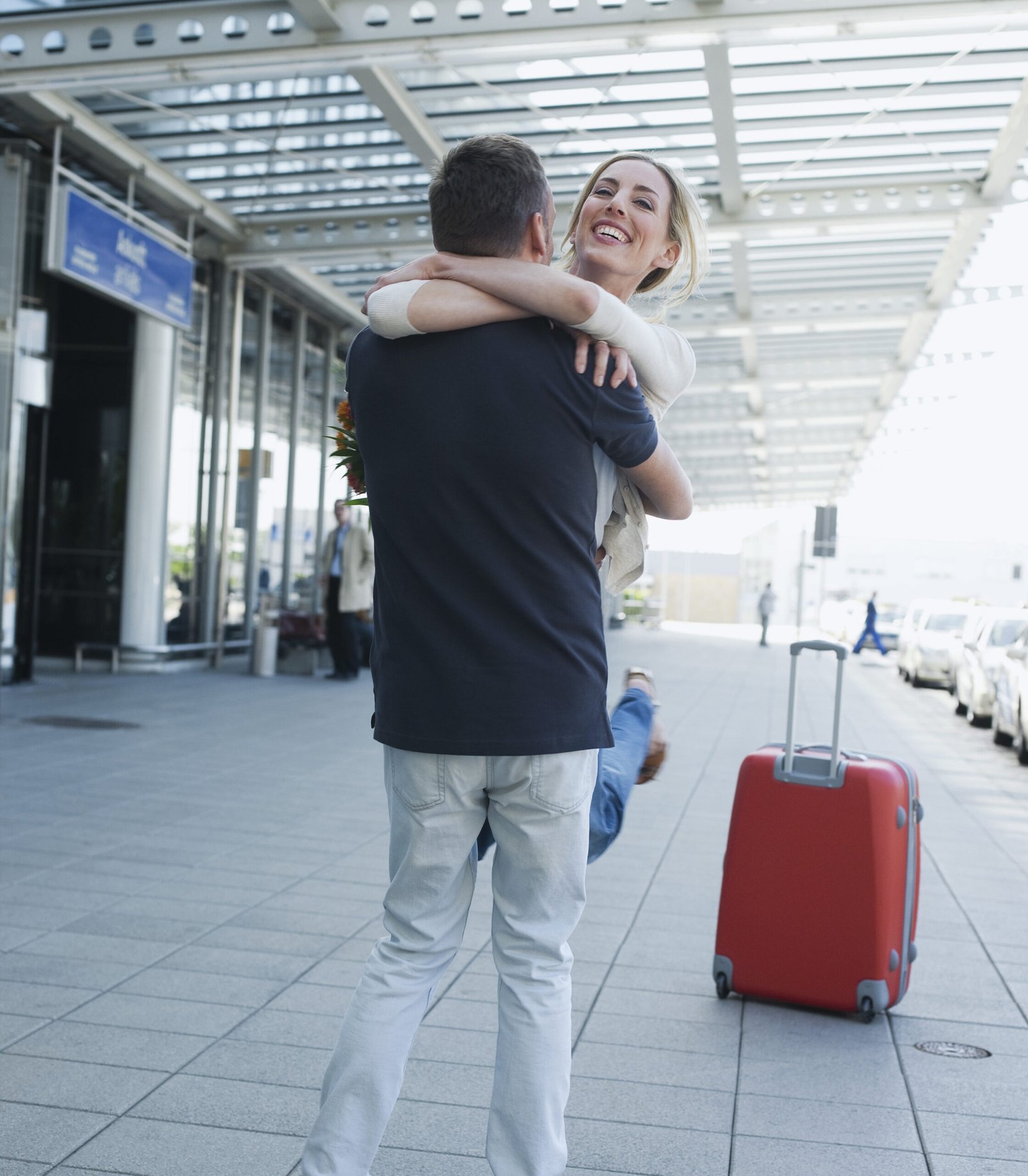 Traveller arriving in Australia and being welcomed at the airport